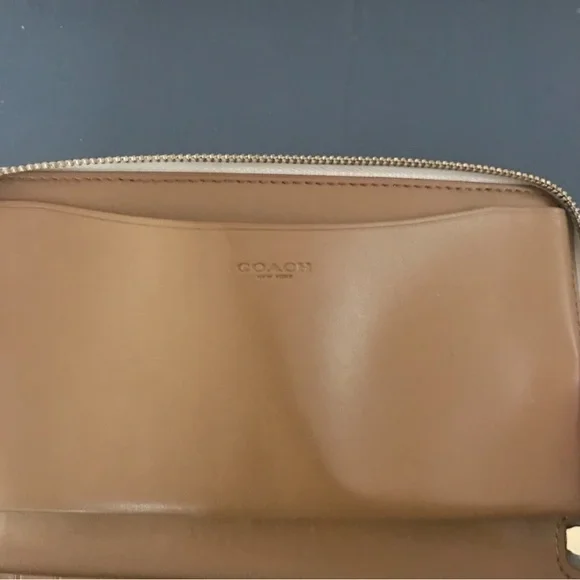 ❌SOLD❌Coach Wallet Clutch Wristlet - Picture 8 of 9